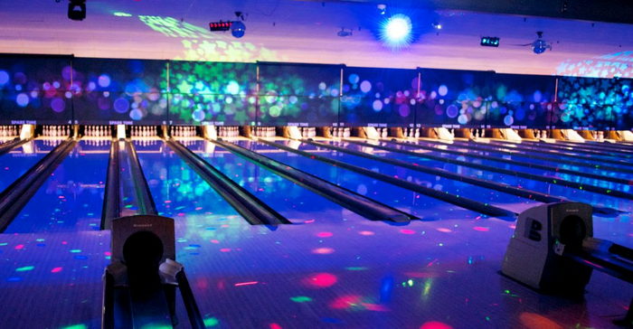 Spare Time Entertainment Center (Holiday Lanes) - Web Listing (newer photo)